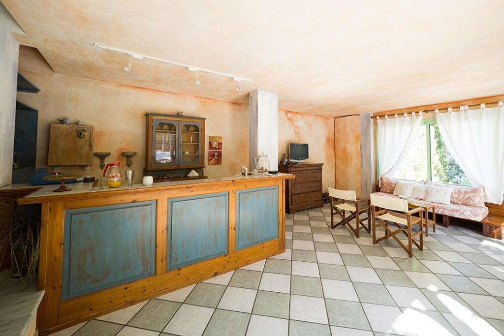 Iason Hotel Apartments Giosonas Екстер'єр фото